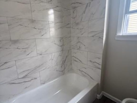 5th image of 43 Underwood St #2RR