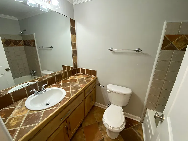 655 E Campus Rd #39 — Photo 9