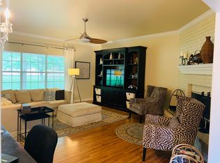 2642 N Oakland Zion Rd #83, Fayetteville, AR 72703