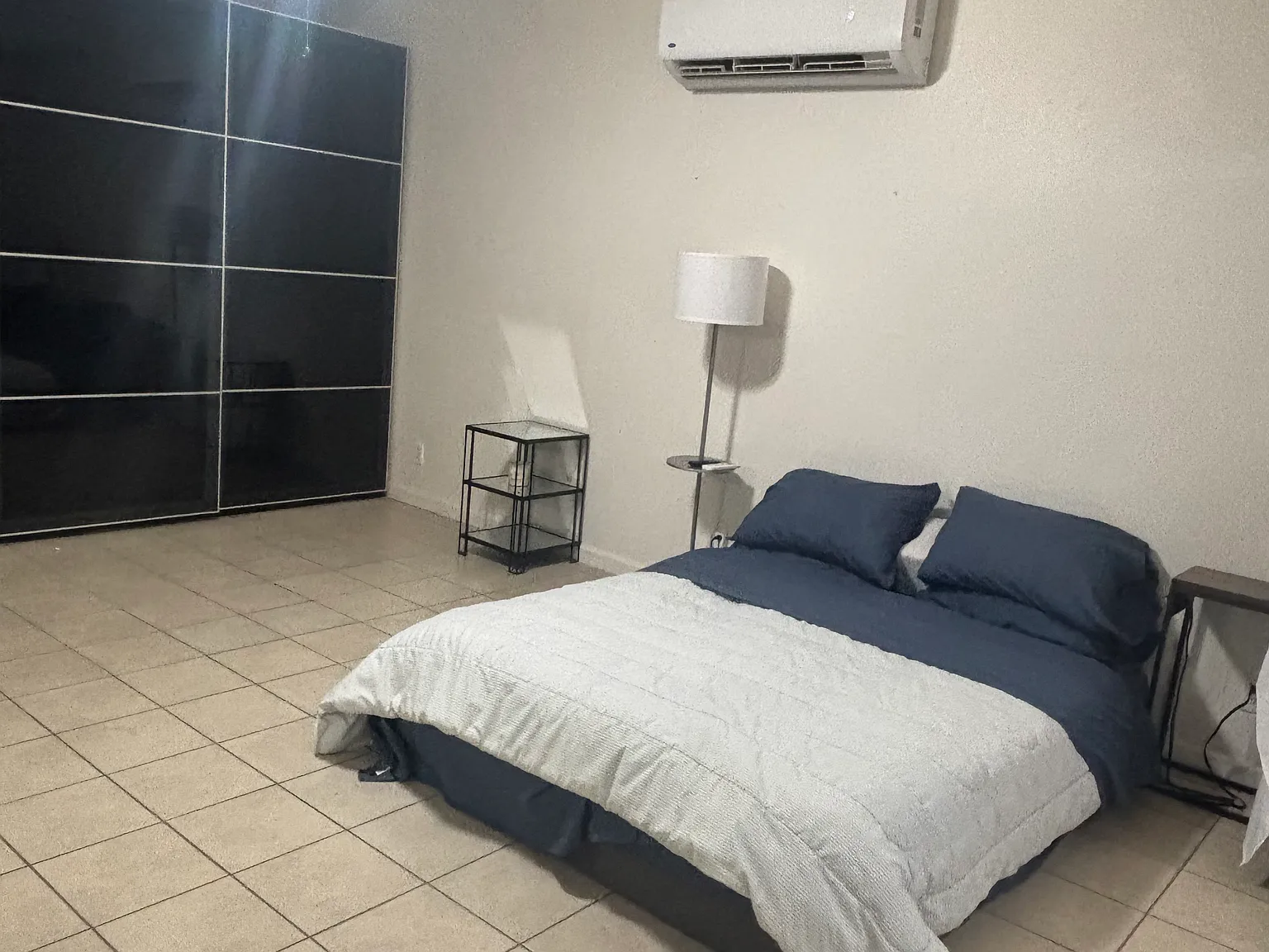 1 bed, 900 sqft, $1,900 — Photo 4