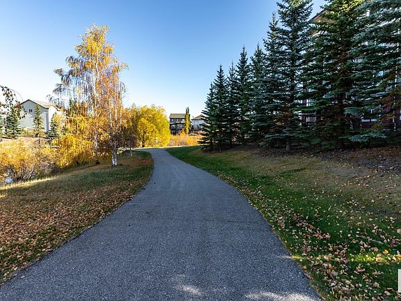 5th image of 7021 S Terwillegar Dr NW #204