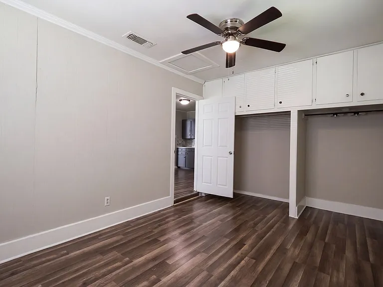 9442 Normandie Dr — Photo 5