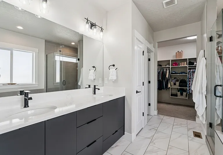 3821 W Balducci St — Photo 25