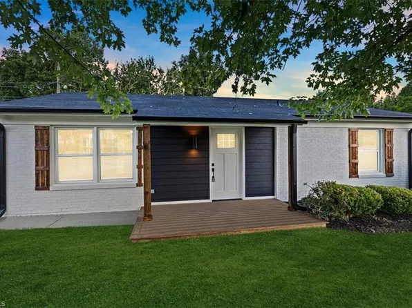 3600 Braden Dr, Charlotte, NC 28216