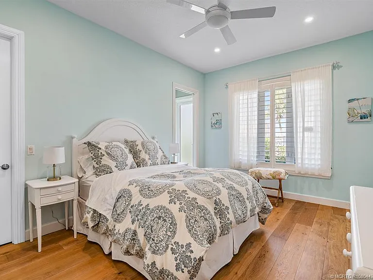2941 Lake Dr — Photo 16