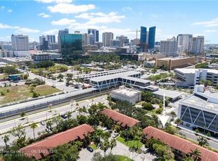222 City View Dr, Fort Lauderdale, FL 33311