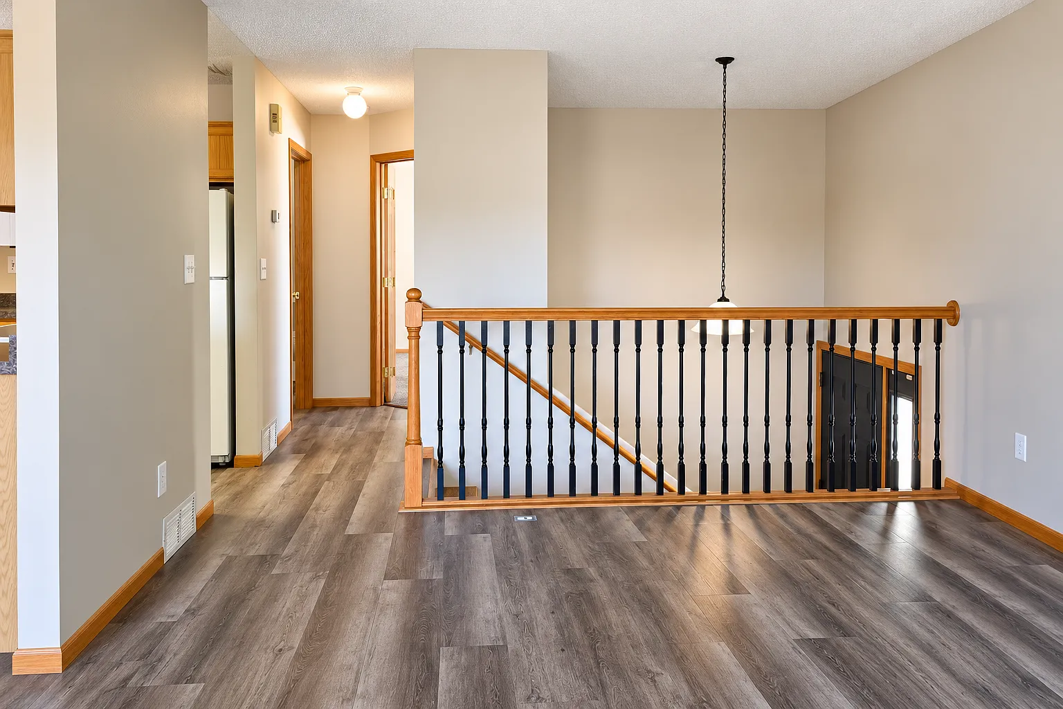 3 bed, 2.0 bath, 1672 sqft, $1,895 — Photo 3