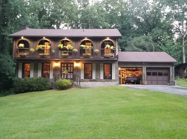 4567 Town Crier Rd SW, Lilburn, GA 30047