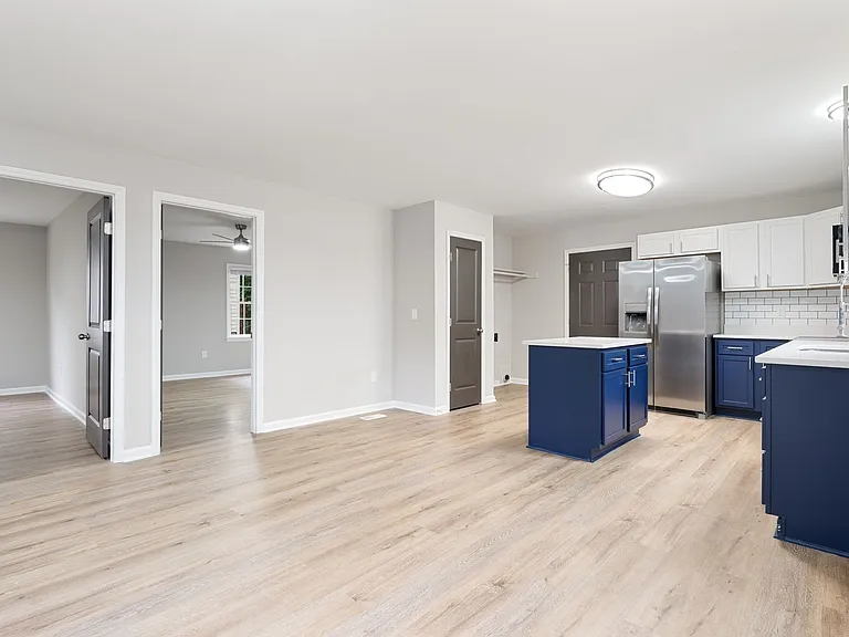 1236 Berkeley St — Photo 4