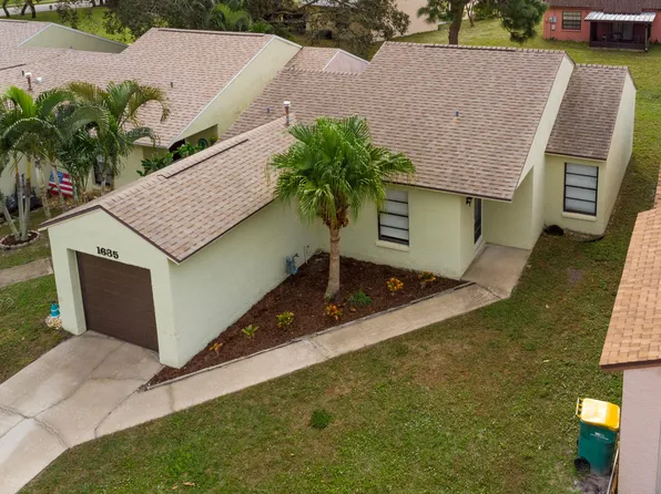 1685 Parakeet Ct, Melbourne, FL 32935