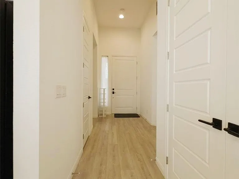 7562 Desert Rhyolite St — Photo 17
