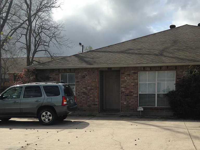 5237 Brightside View Dr — Photo 1