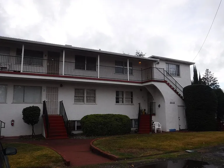 2222 California St — Photo 13