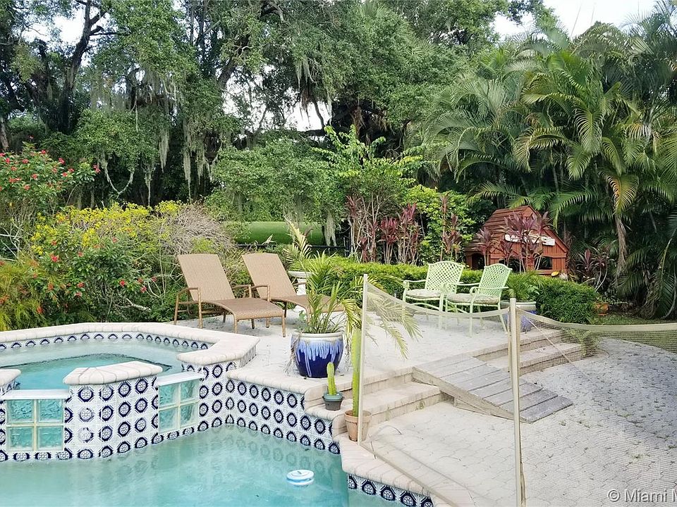 1st image of 3110 Hidden Hollow Ln #1
