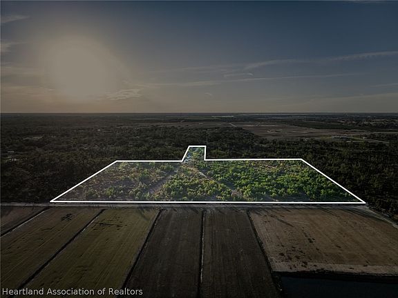 5th image of 271 & 305 Mini Ranch Rd
