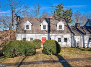 16164 Clarkes Gap Rd, Waterford, VA 20197