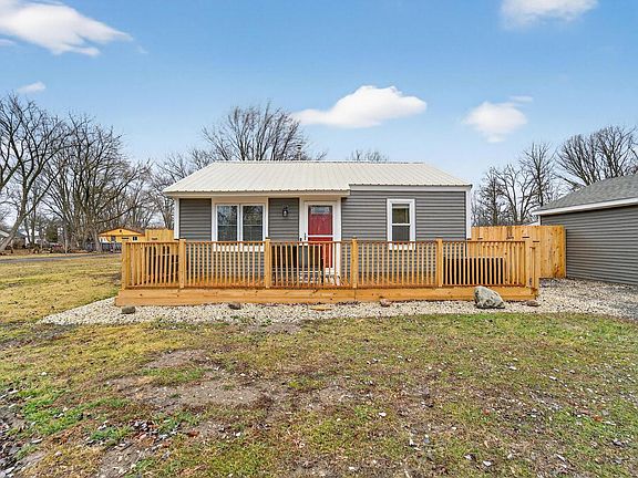 2nd image of 31204 71st STREET