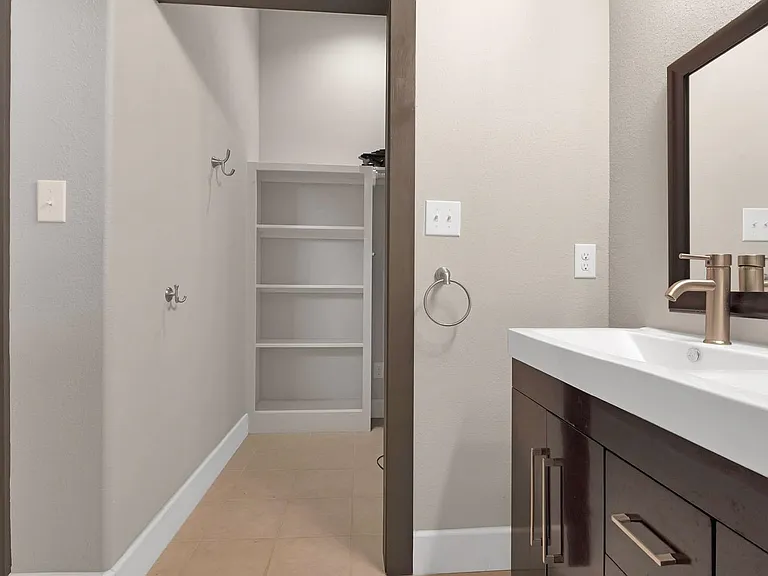 167 Ashbrook Ln — Photo 15