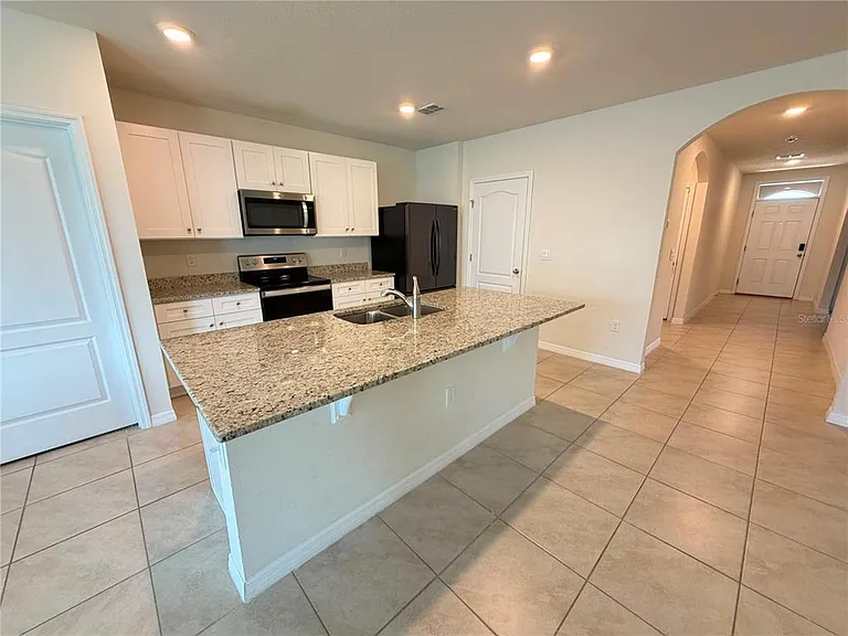 4063 Alissa Ln — Photo 14