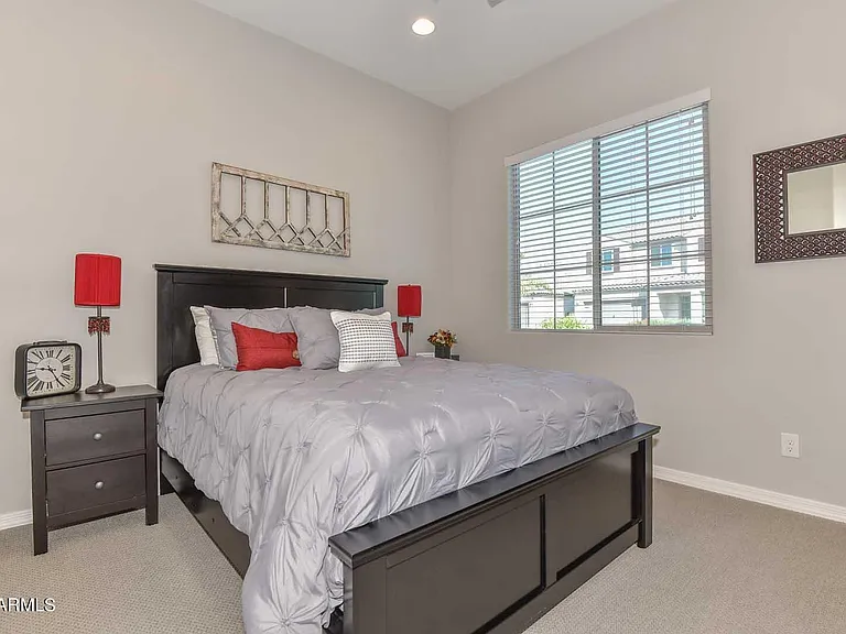 9661 W Patrick Ln — Photo 38