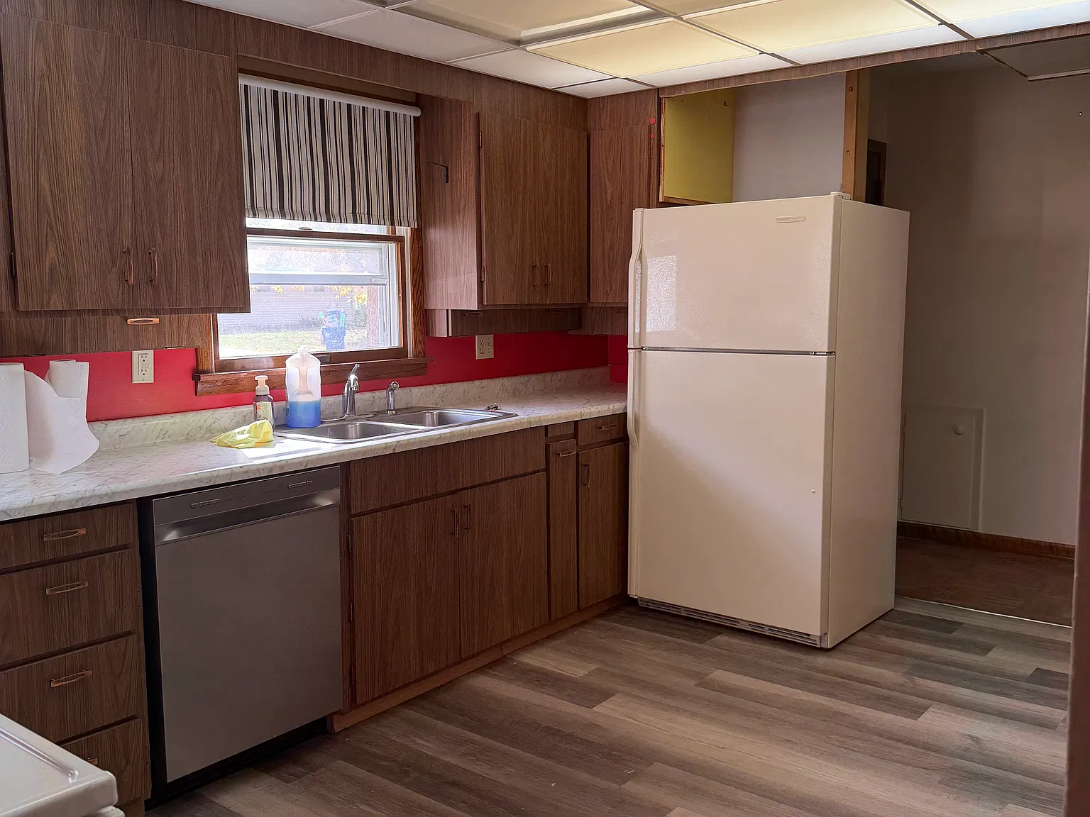 5 bed, 1850 sqft, $3,200 — Photo 3