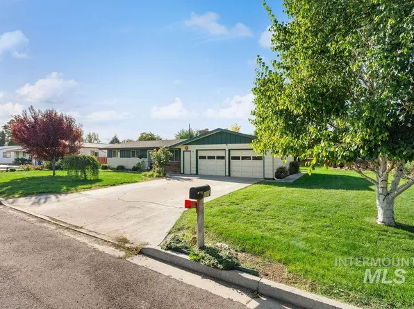 127 W McKinley St, New Plymouth, ID 83655