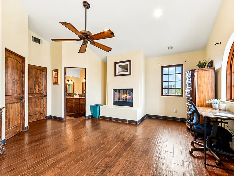 1720 Crestview Ave — Photo 38