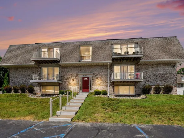 3624 Lakeshore Dr APT H1, Saint Joseph, MI 49085