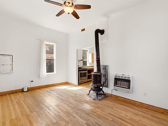 3rd image of 1 Opera House Rd