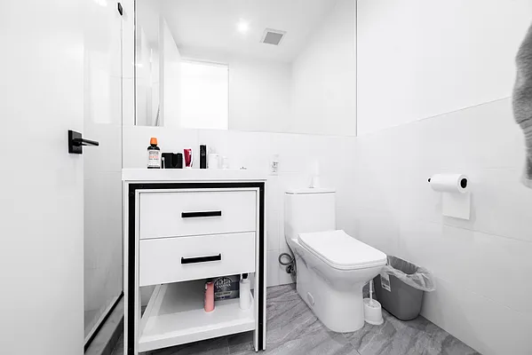 Rented by Twin Group | media 33