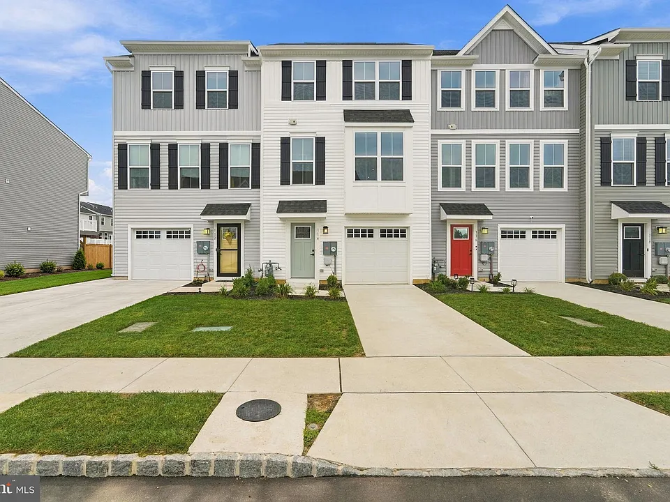 114 Spyglass Hill Dr