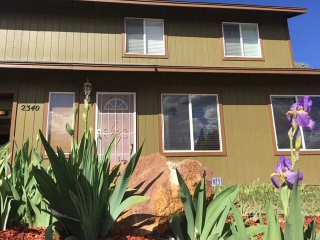 2340 Keystone Ave — Photo 2
