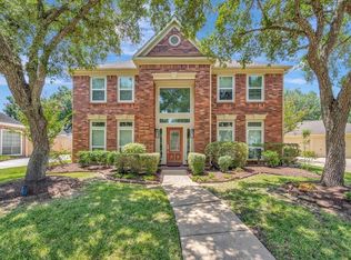 16827 Whitewater Falls Ct, Houston, TX 77059