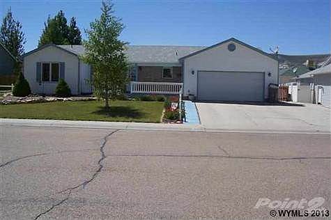 1st image of 1020 Rosewood Dr