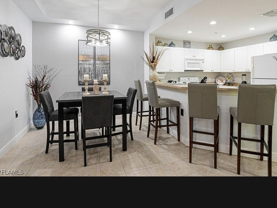 1st image of 1522 SW 50th St APT 104