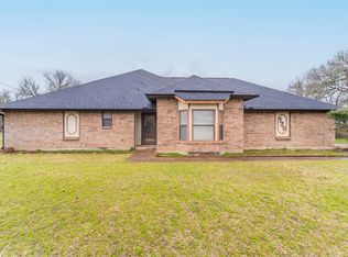 720 Queensway Rd, Willow Park, TX 76087