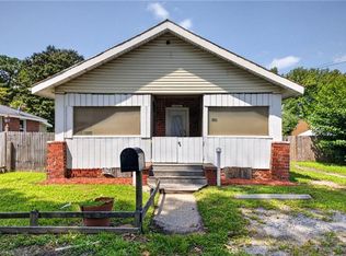 12 Dekalb Ave, Portsmouth, VA 23702