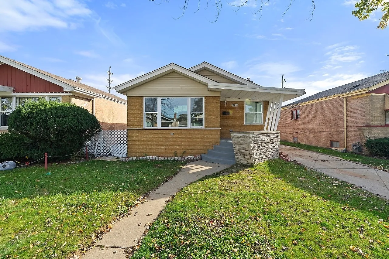 14215 Avalon Ave photo 1