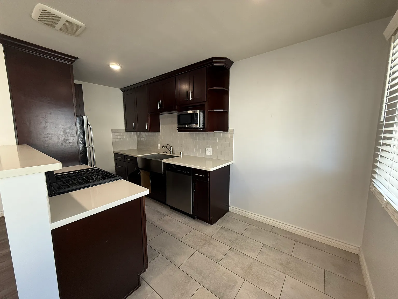 1 bed, 500 sqft, $2,295 — Photo 4