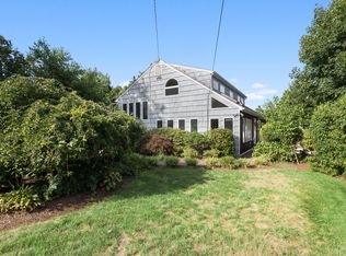 6 Bobwhite Dr, Norwalk, CT 06851