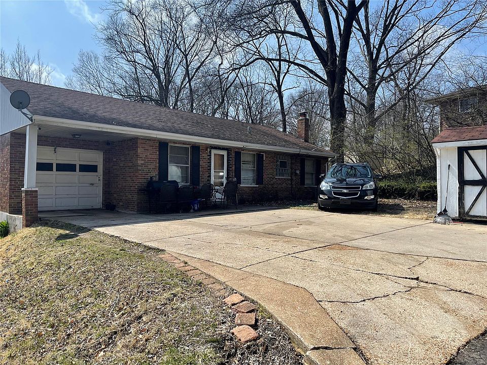 635 SE Chambers Rd, Saint Louis, MO 63137 Zillow