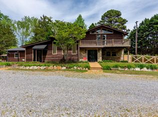 12615 Civic Club Dr, Soddy Daisy, TN 37379
