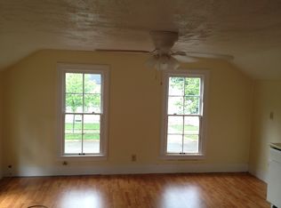 223 Chestnut St APT 2, Adrian, MI 49221