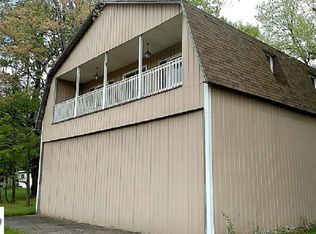 7750 S Airpark Rd, Weidman, MI 48893