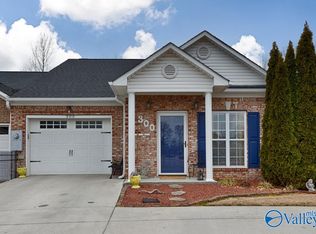 300 Santana Dr, Athens, AL 35611
