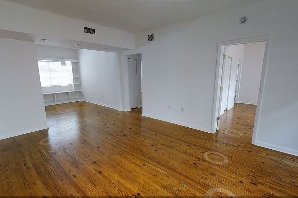 1st image of 6911 E Bay Dr #6