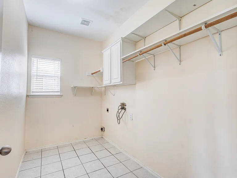6107 Lakecrest Dr — Photo 19