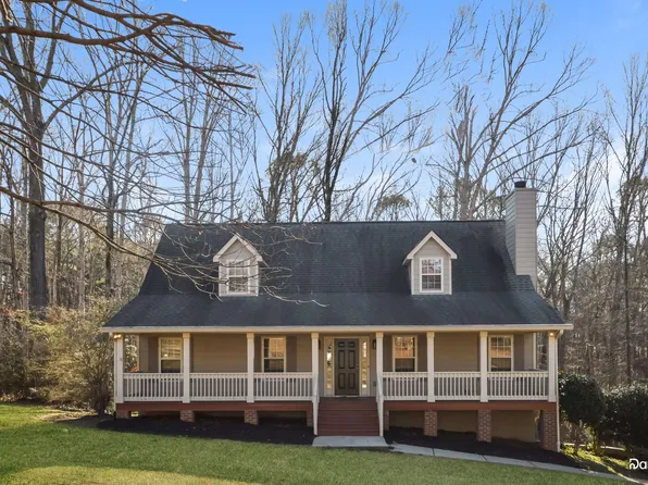 169 Hayes Cir, Rex, GA 30273