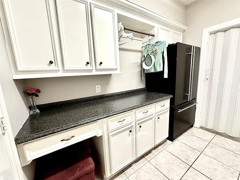 3311 Oakland Dr — Photo 24