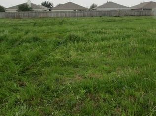 516 Blanco Woods Blvd, Elgin, TX 78621